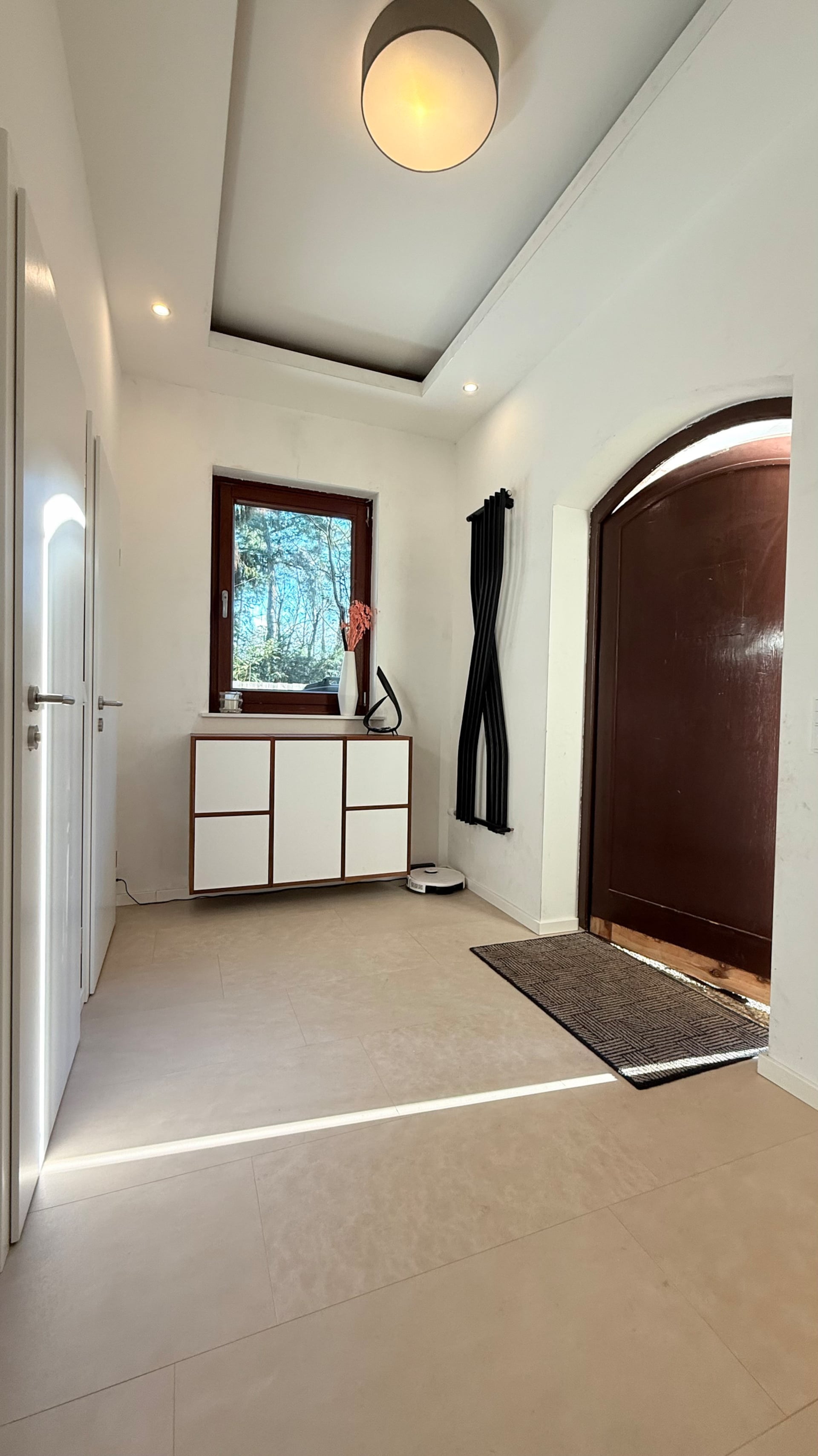 Spacious Chalet with Style & Comfort